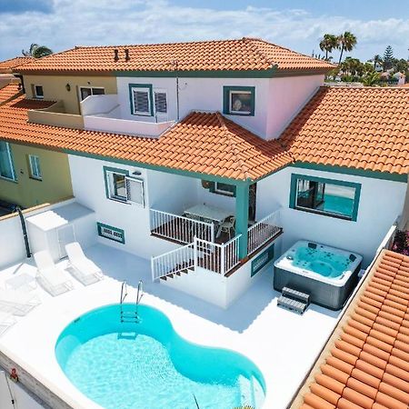 Villa Veaco Beach With Jacuzzi And Private Pool Коральео Экстерьер фото